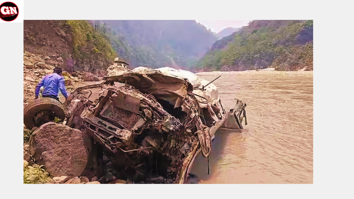 Uttarakhand: Tempo Falls Into Gorge